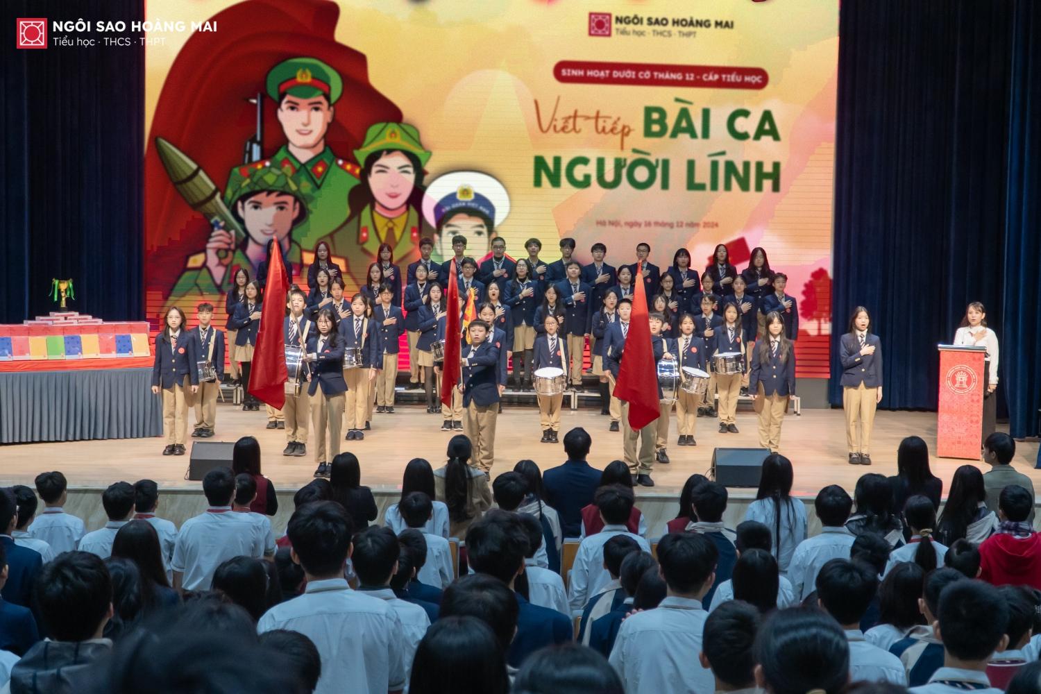 Sinh hoạt dưới cờ tháng 12: học sinh cấp Tiểu học & THCS tự hào “Viết tiếp bài ca người lính"