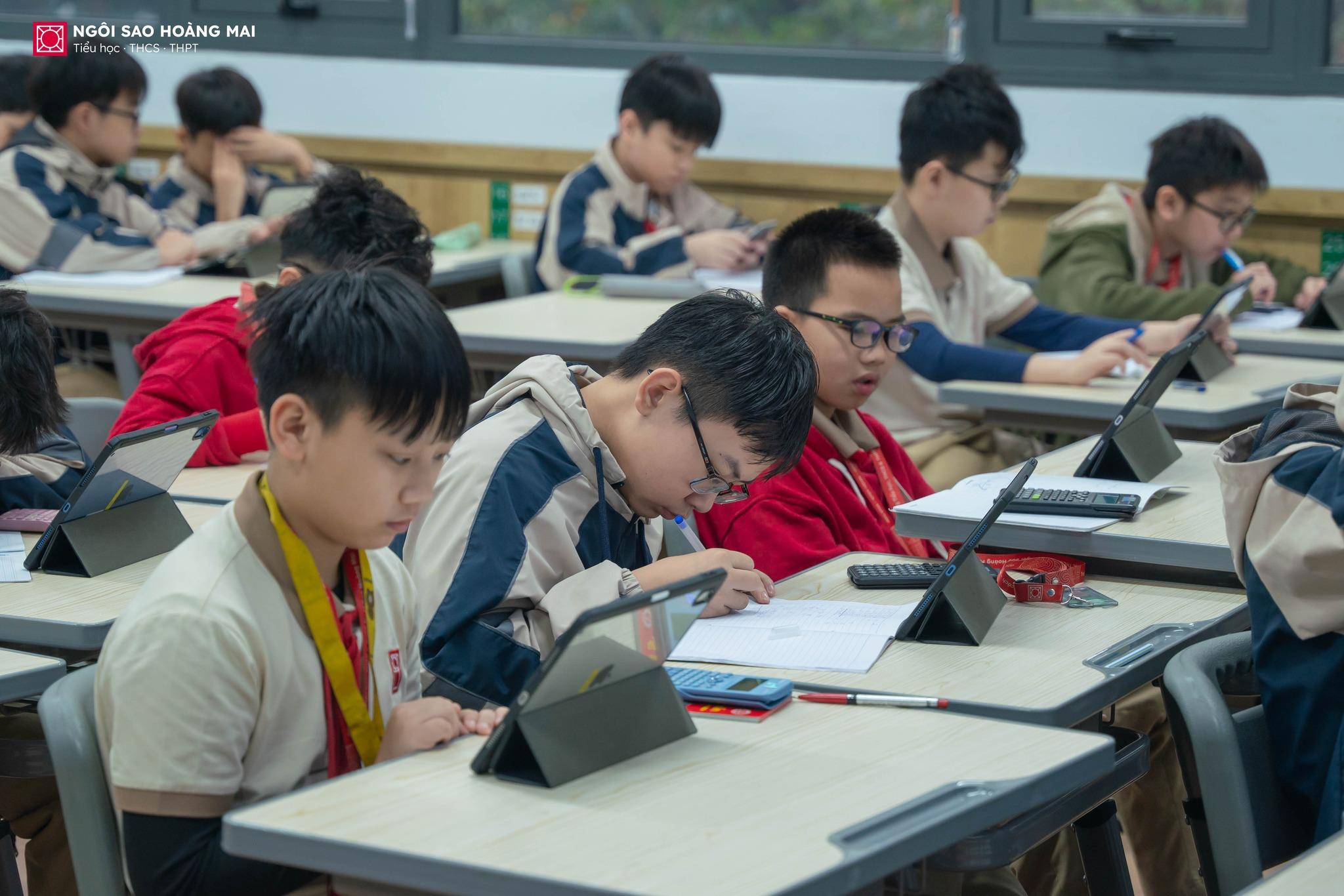 1545 học sinh cấp Tiểu học và THCS Ngôi sao Hoàng Mai tiếp tục sôi nổi tranh tài tại vòng thành phố kỳ thi Violympic năm học 2024 - 2025