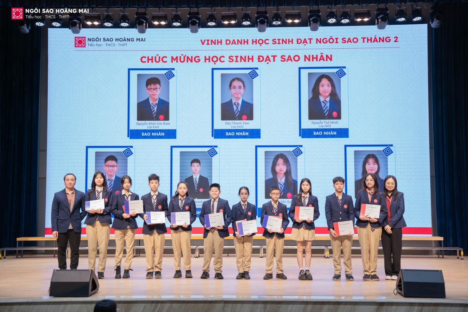 Sinh hoạt dưới cờ tháng 3: Học sinh cấp THCS “Tự hào tiến bước dưới cờ đoàn”
