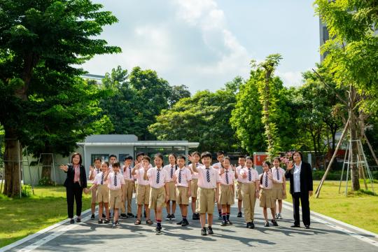 Trường Ngôi sao Hoàng Mai dành gần 6 tỷ đồng trao tặng 20 suất học bổng cho học sinh